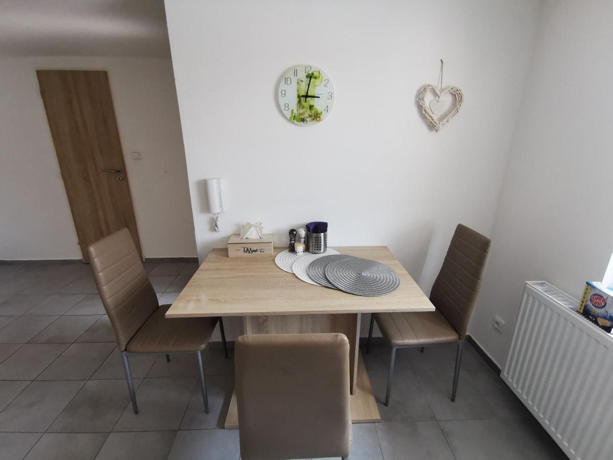 Apartmany Svitkov 79 Pardubice Exteriör bild